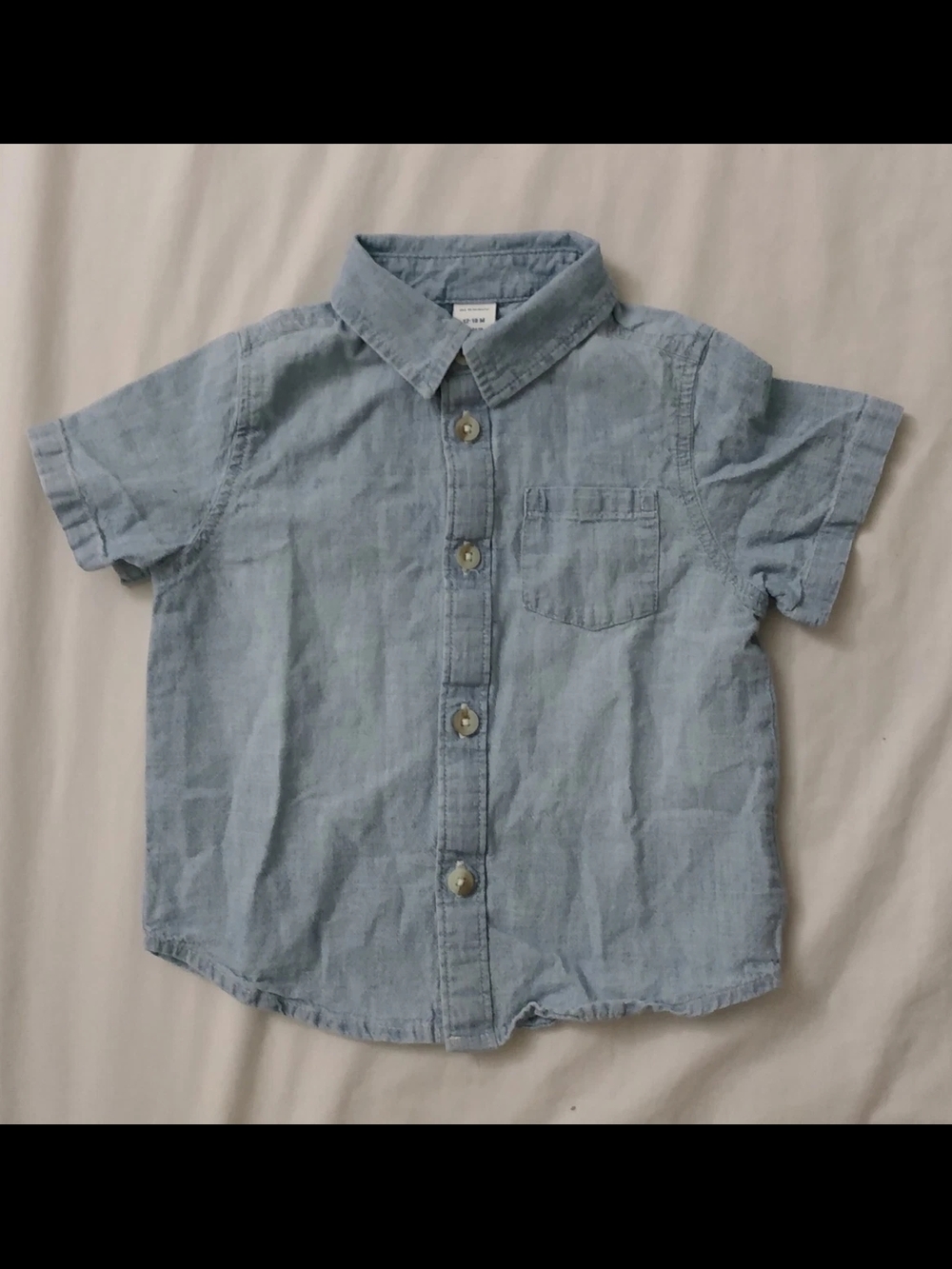 KIDS OLD NAVY BLUE DENIM SHIRT SHORT SLEEVE SIZE 12-18 MONTHS